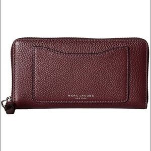 Marc Jacobs Slim Maroon Wallet NWOT